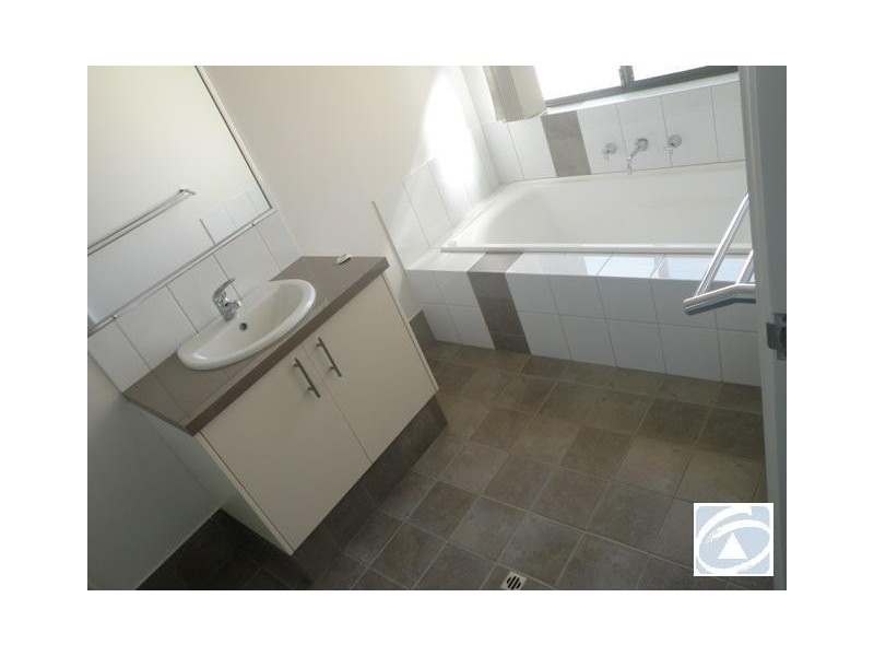 39 Weeloo Road, Waggrakine WA 6530