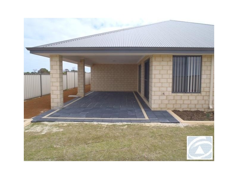 39 Weeloo Road, Waggrakine WA 6530