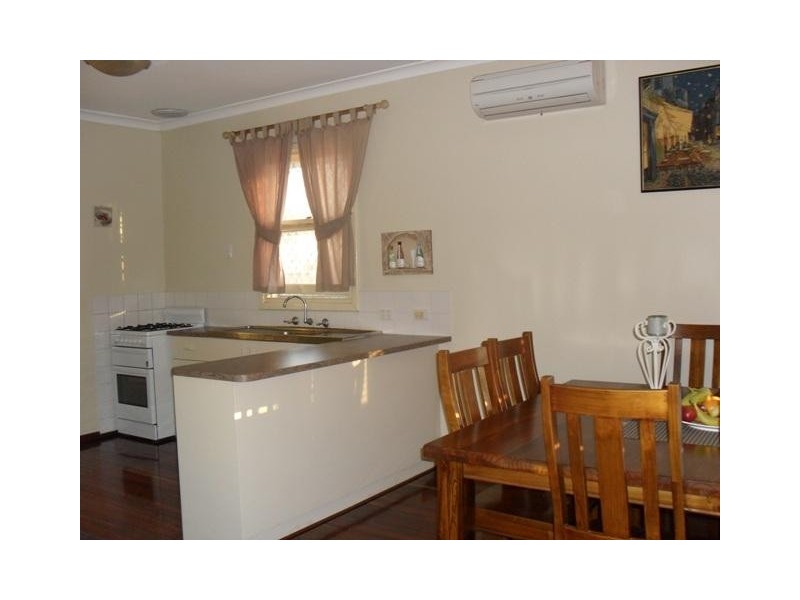 6 Ulmus Street, Rangeway WA 6530