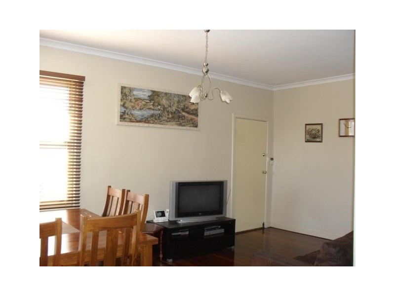 6 Ulmus Street, Rangeway WA 6530