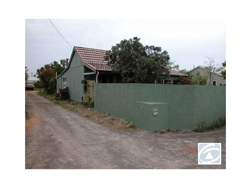 243 Third Street, Wonthella WA 6530