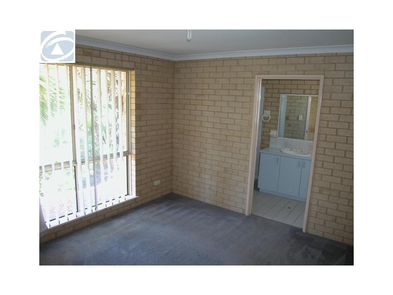 32 Tappak Road, Waggrakine WA 6530
