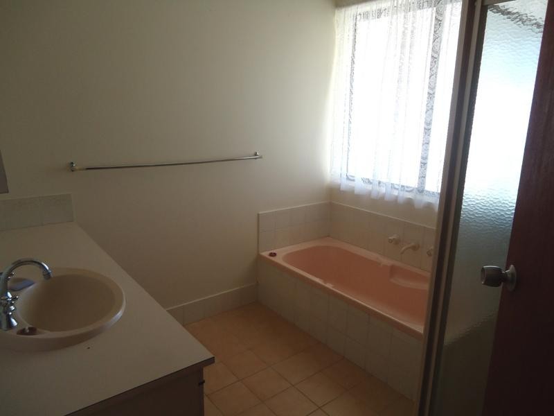 9 Amalda Place, Sunset Beach WA 6530