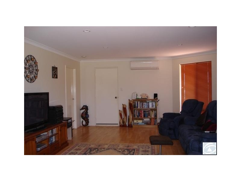 15 Dressage Circle, Deepdale WA 6532