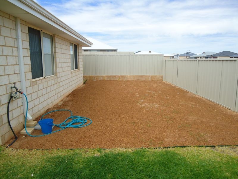 8 Spindrift Vista, Drummond Cove WA 6532