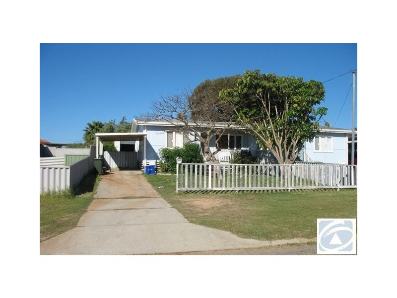 11A & B Abelia Street, Rangeway WA 6530