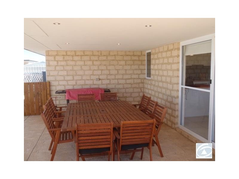 7 Schooner Pass, Glenfield WA 6532