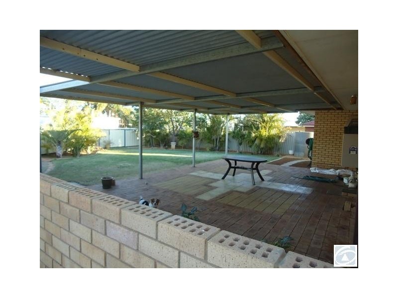 212 Chapman Valley Road, Waggrakine WA 6530