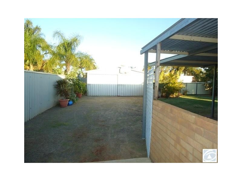 212 Chapman Valley Road, Waggrakine WA 6530