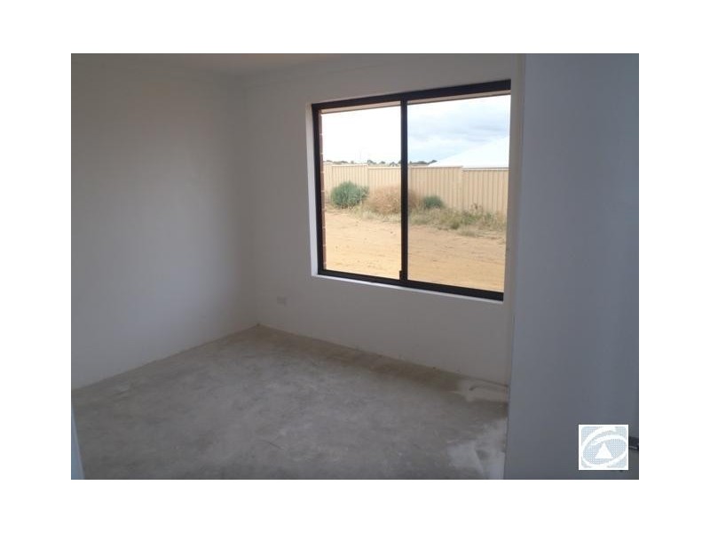 4 Antonia Way, Webberton WA 6530