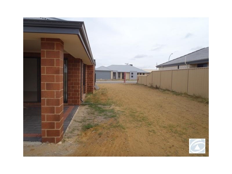 4 Antonia Way, Webberton WA 6530