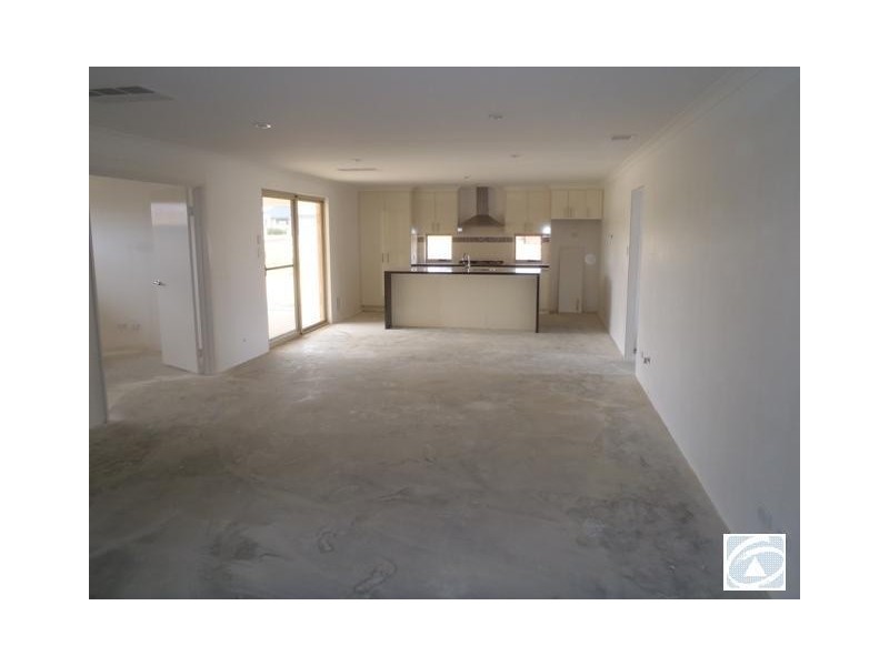 7 Rosapark Boulevard, Webberton WA 6530