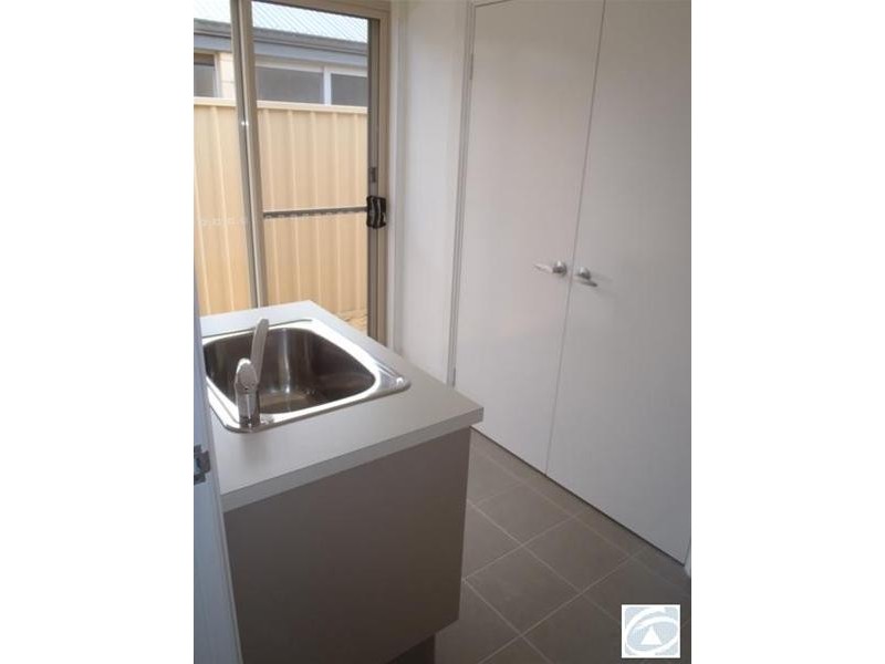 7 Rosapark Boulevard, Webberton WA 6530