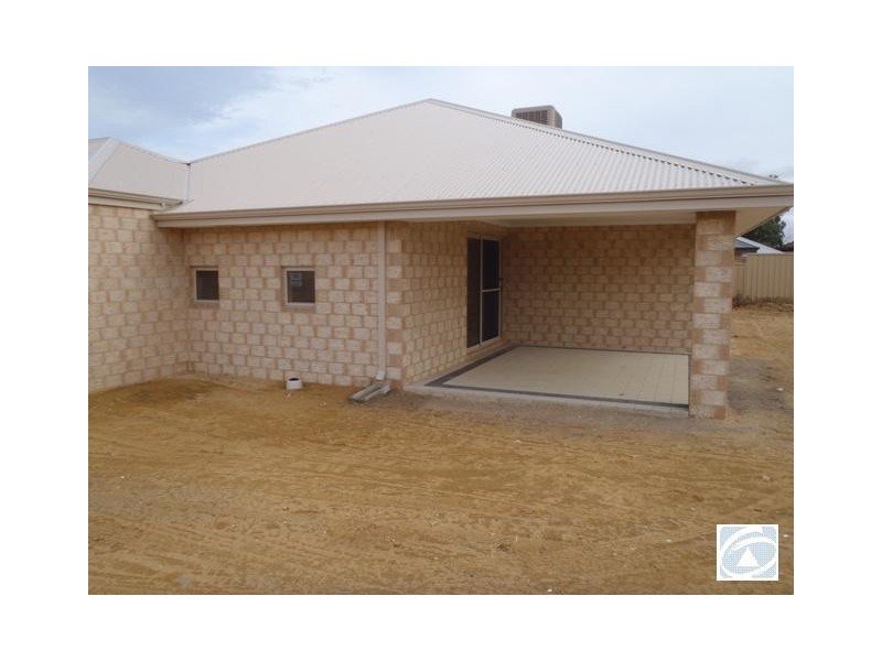 7 Rosapark Boulevard, Webberton WA 6530