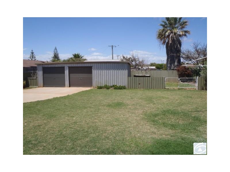 6 McAleer Drive, Mahomets Flats WA 6530