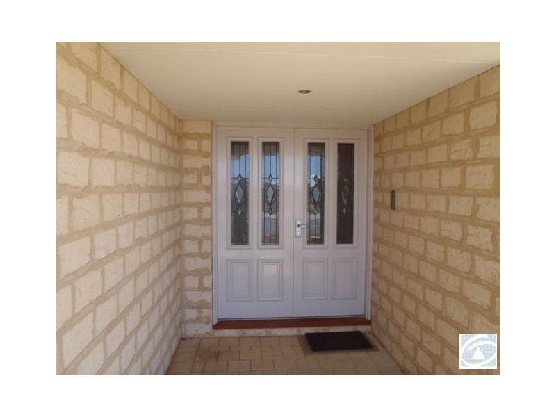 7 Schooner Pass, Glenfield WA 6532