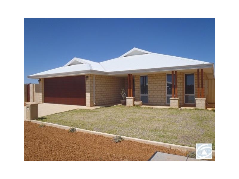 7 Schooner Pass, Glenfield WA 6532