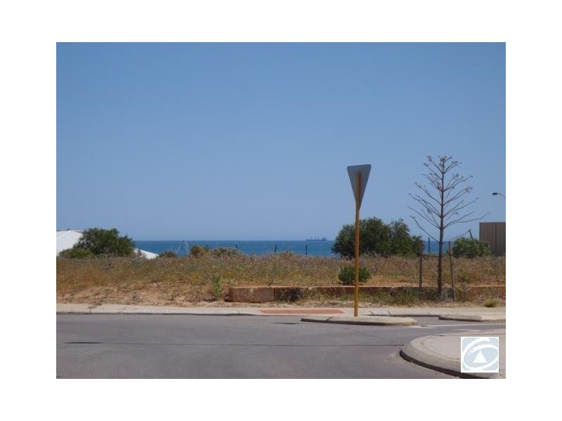 7 Schooner Pass, Glenfield WA 6532