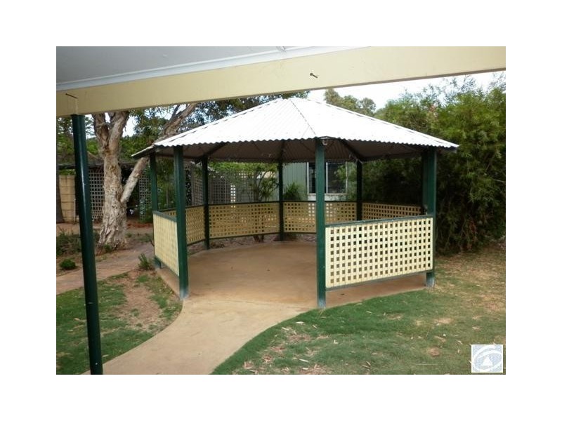95 Railway Street, Bluff Point WA 6530