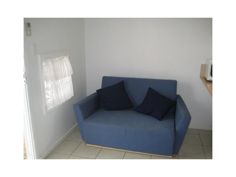 9/117 Knight Terrace, Denham WA 6537