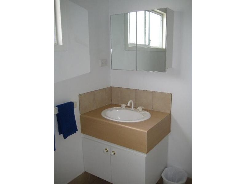 9/117 Knight Terrace, Denham WA 6537