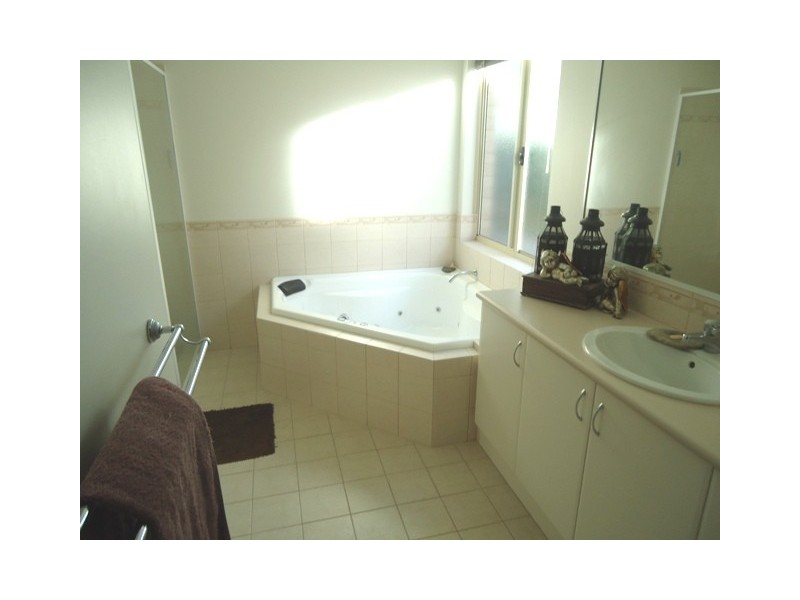 40 River Drive, Cape Burney WA 6532