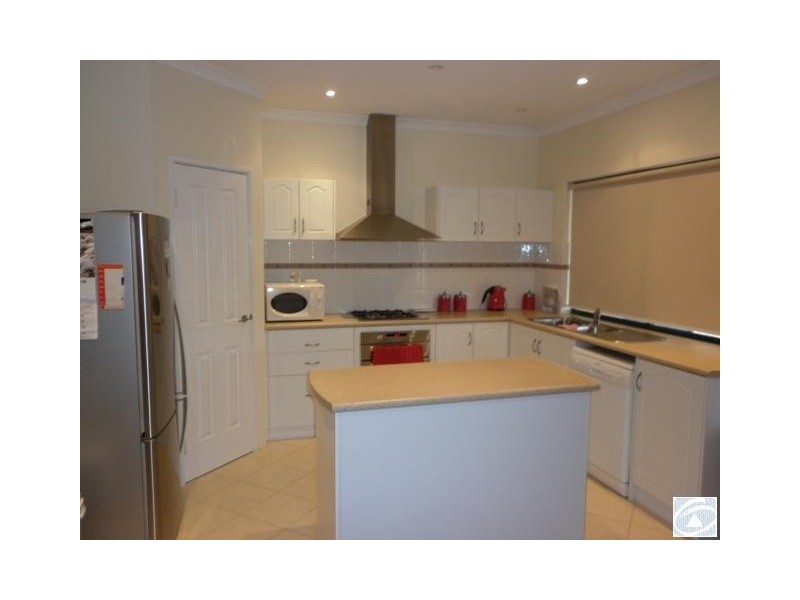 85 David Road, Waggrakine WA 6530