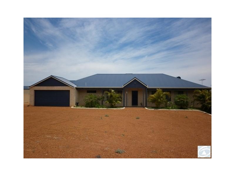 85 David Road, Waggrakine WA 6530
