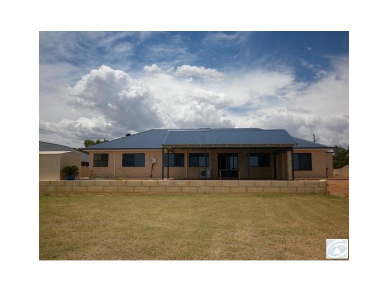 85 David Road, Waggrakine WA 6530