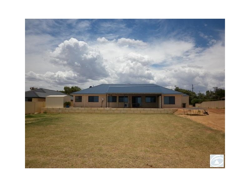 85 David Road, Waggrakine WA 6530