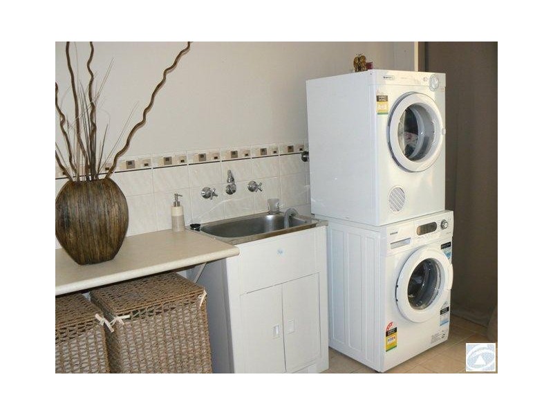 6 Angler Parade, Drummond Cove WA 6532