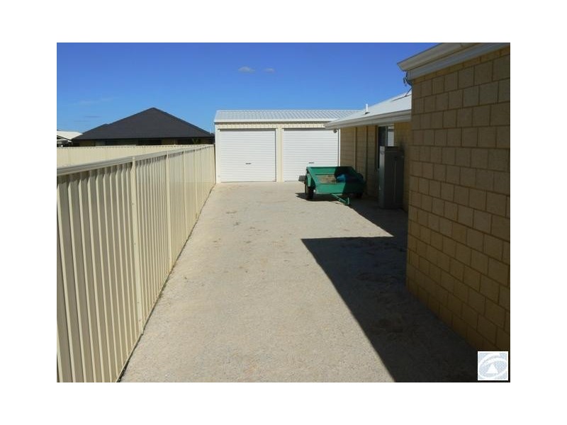 6 Angler Parade, Drummond Cove WA 6532