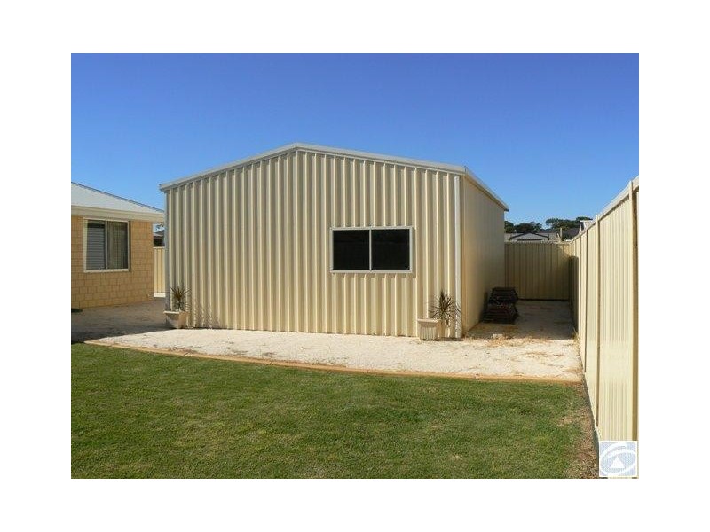 6 Angler Parade, Drummond Cove WA 6532