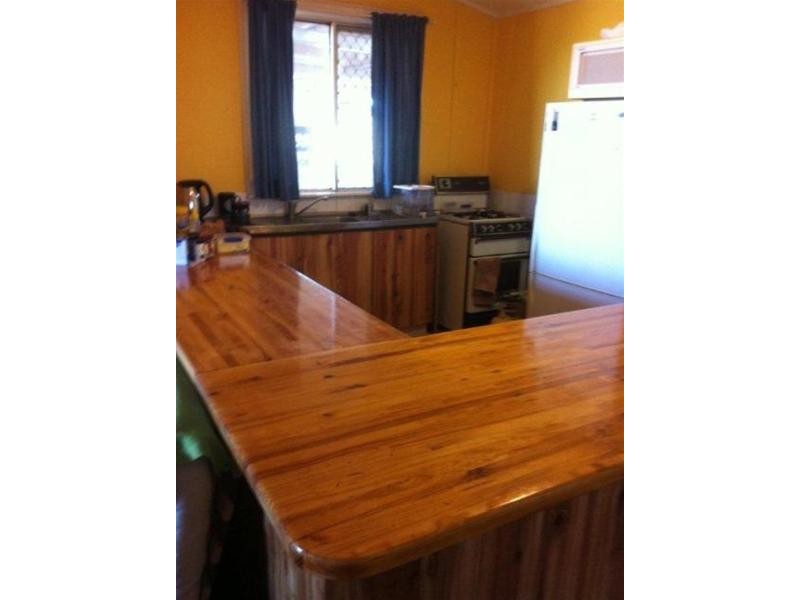 2 Priestley Street, Mount Magnet WA 6638