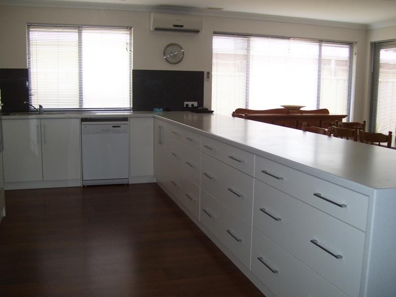 5 Crusader Heights, Wandina WA 6530