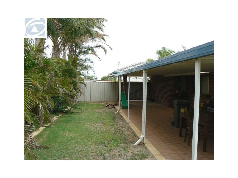 14 Halfmoon Drive, Waggrakine WA 6530