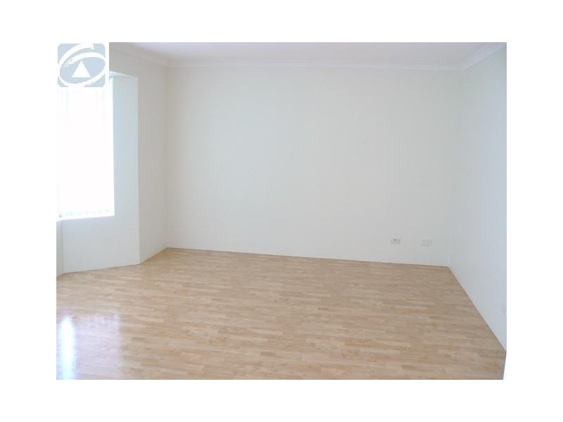 4 Halfmoon Drive, Waggrakine WA 6530