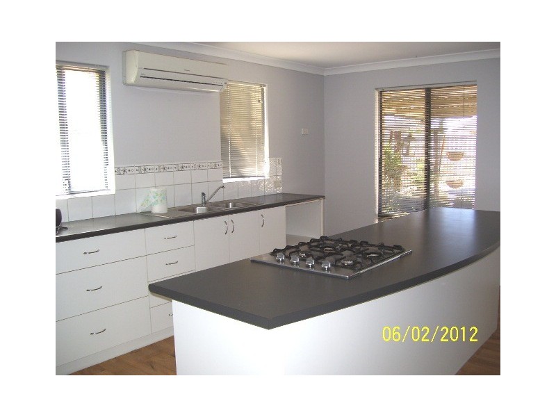 47 Wave Crest, Drummond Cove WA 6532