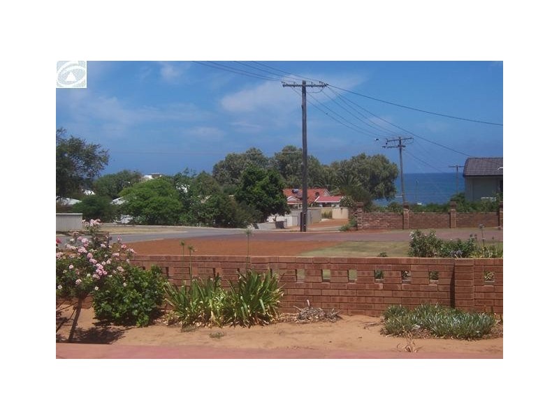 13 Fuller Street, Bluff Point WA 6530