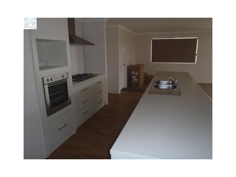 6 Ivy Way, Wandina WA 6530