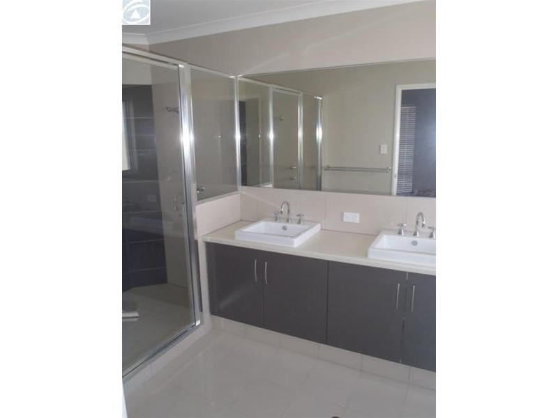 6 Ivy Way, Wandina WA 6530