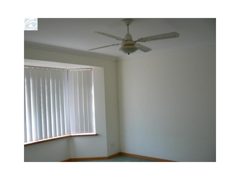 15 Broadbank Lane, Beachlands WA 6530