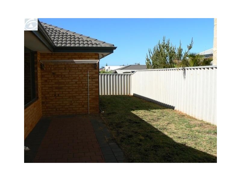 15 Broadbank Lane, Beachlands WA 6530