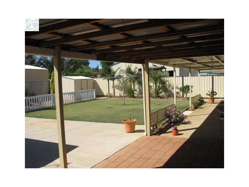 62 Kultown Drive, Waggrakine WA 6530