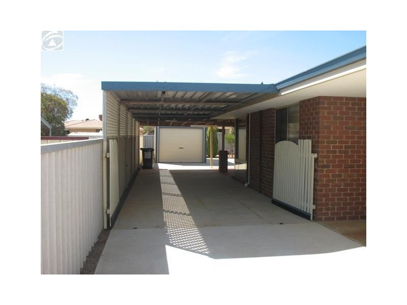 62 Kultown Drive, Waggrakine WA 6530