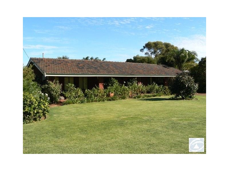 6 Green Street, Bluff Point WA 6530