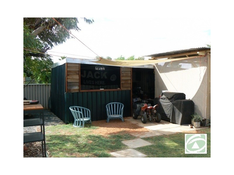 48 Watson Street, Mount Magnet WA 6638