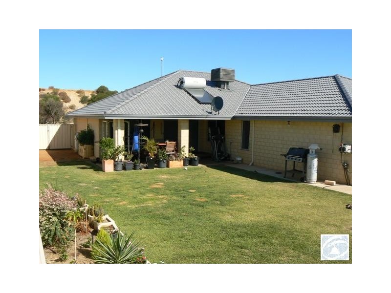 5 Barnacle Road, Drummond Cove WA 6532