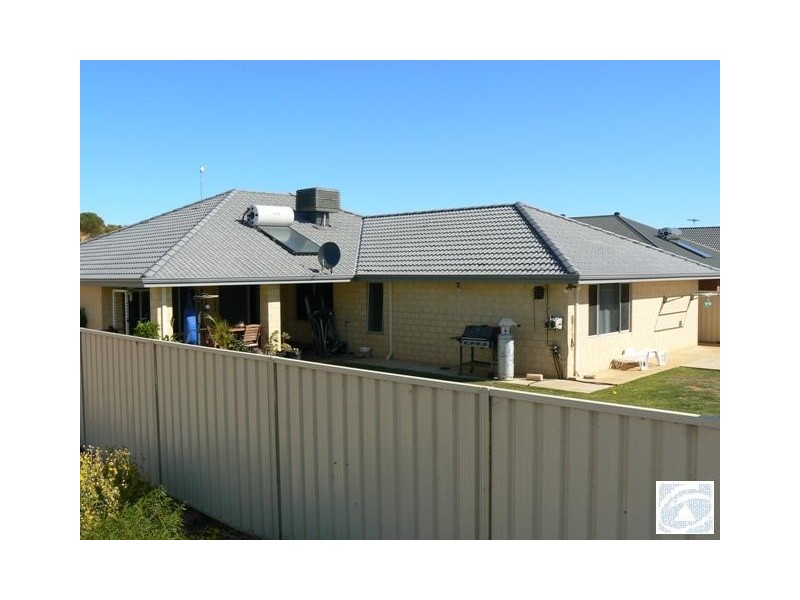 5 Barnacle Road, Drummond Cove WA 6532