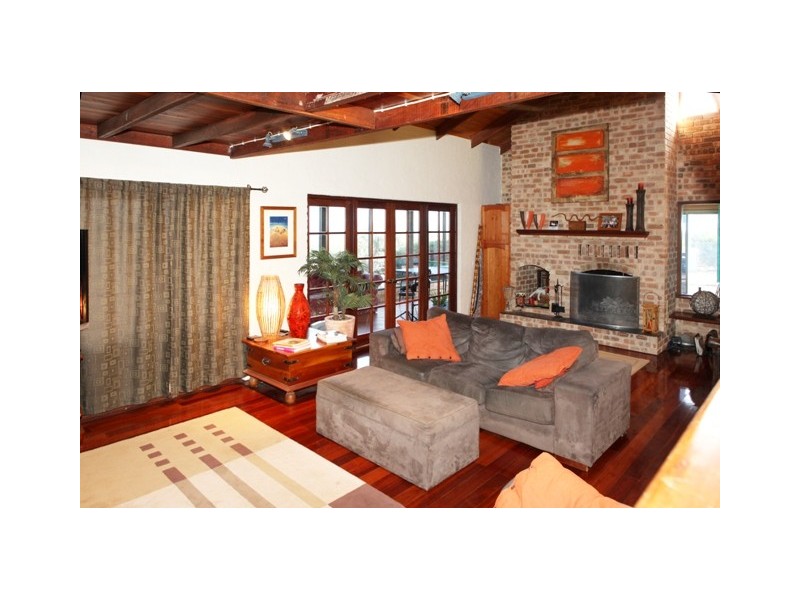 57 Arnold Road, Waggrakine WA 6530